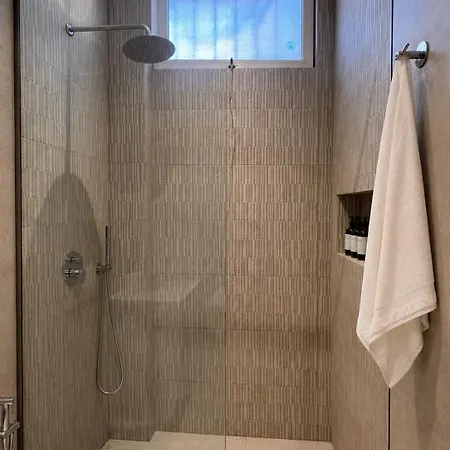 Zest Premium 7 Durrës